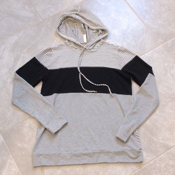 Exclusive Black Stripe Hoodie - Picture 2 of 3